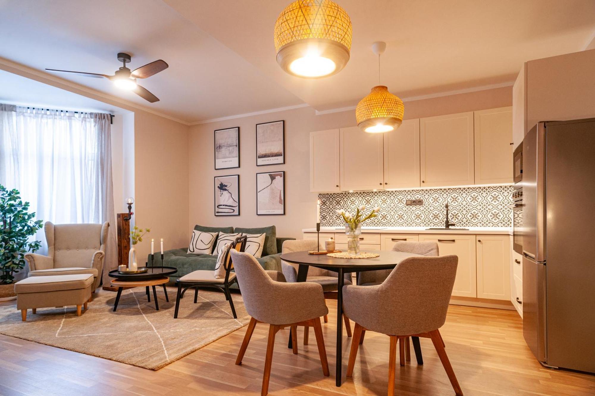 Sting Boutique Apartments Ostrava Bagian luar foto