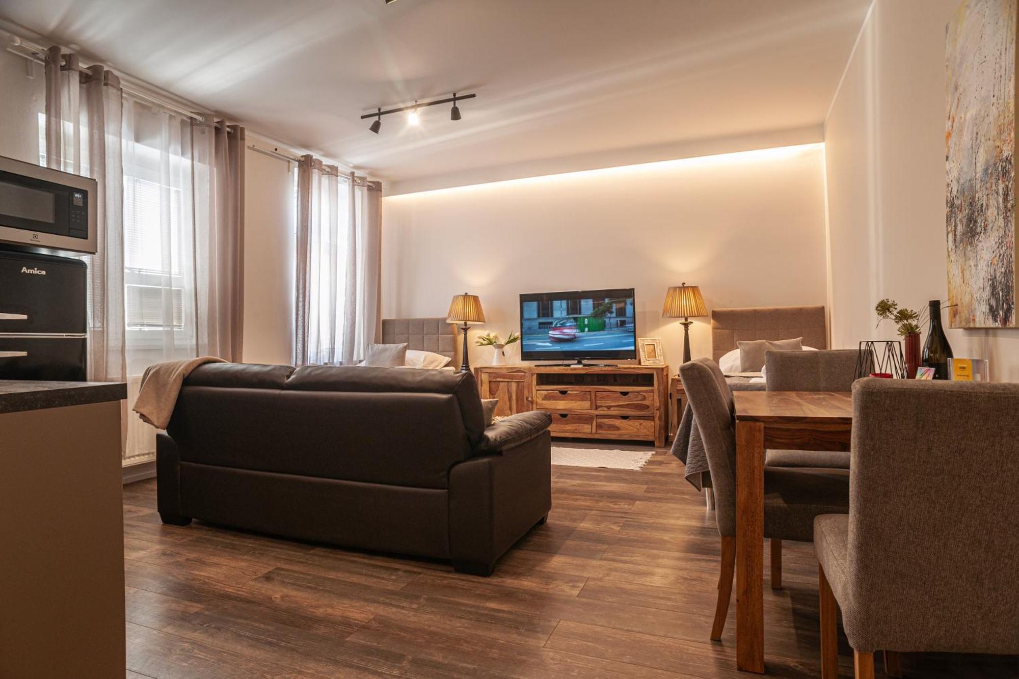 Sting Boutique Apartments Ostrava Bagian luar foto