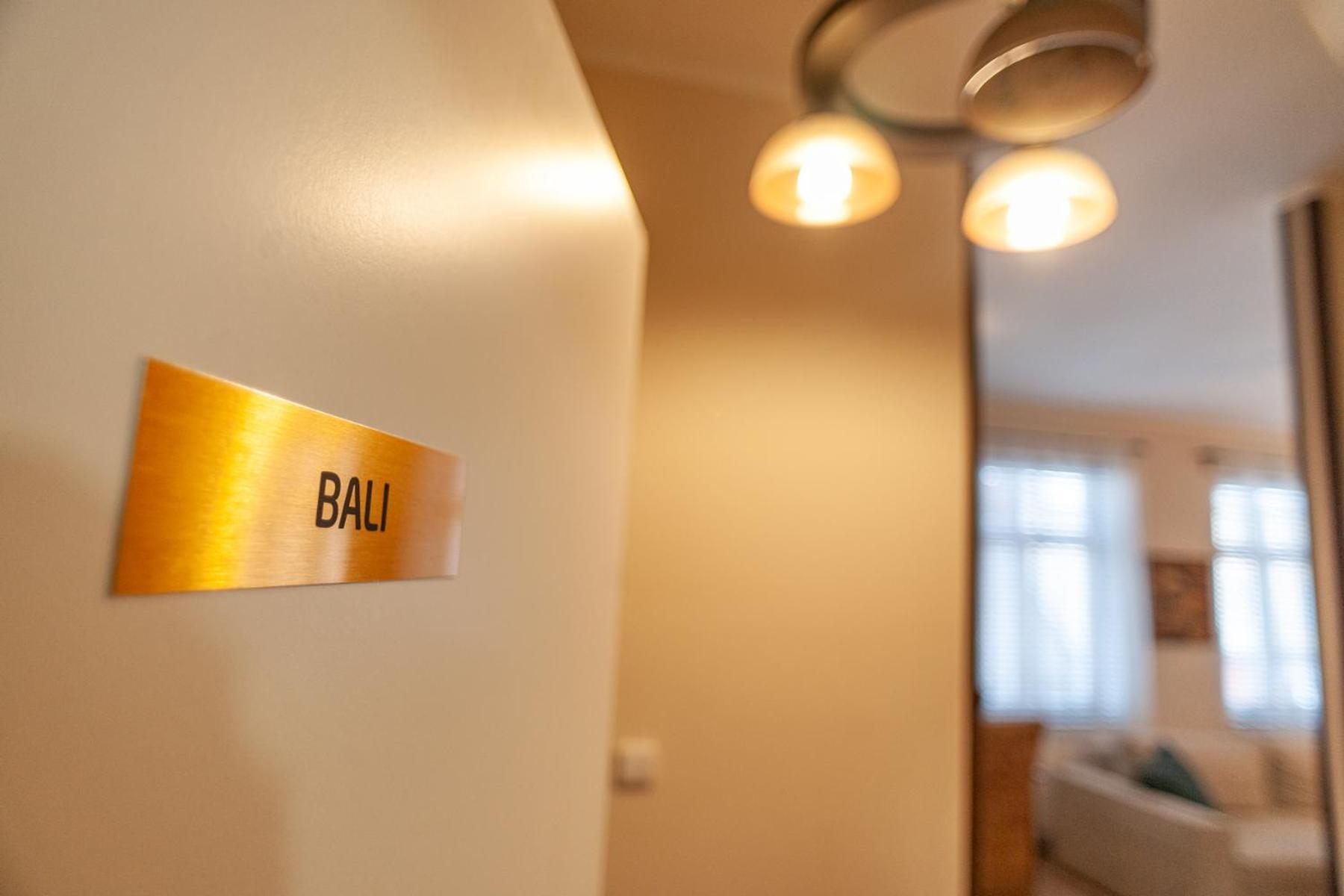 Sting Boutique Apartments Ostrava Bagian luar foto